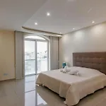 Modern 3 Bedroom Close To Paceville And