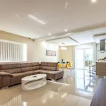 Modern 3 Bedroom Close To Paceville And Appartement Is-Swieqi