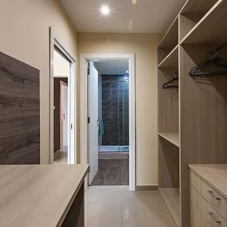 Modern 3 Bedroom Close To Paceville And Apartment Is-Swieqi