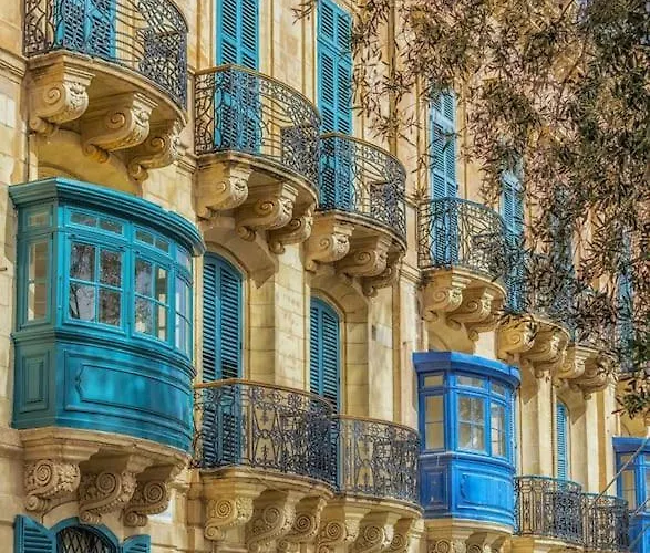 Modern 3 Bedroom Close To Paceville And *